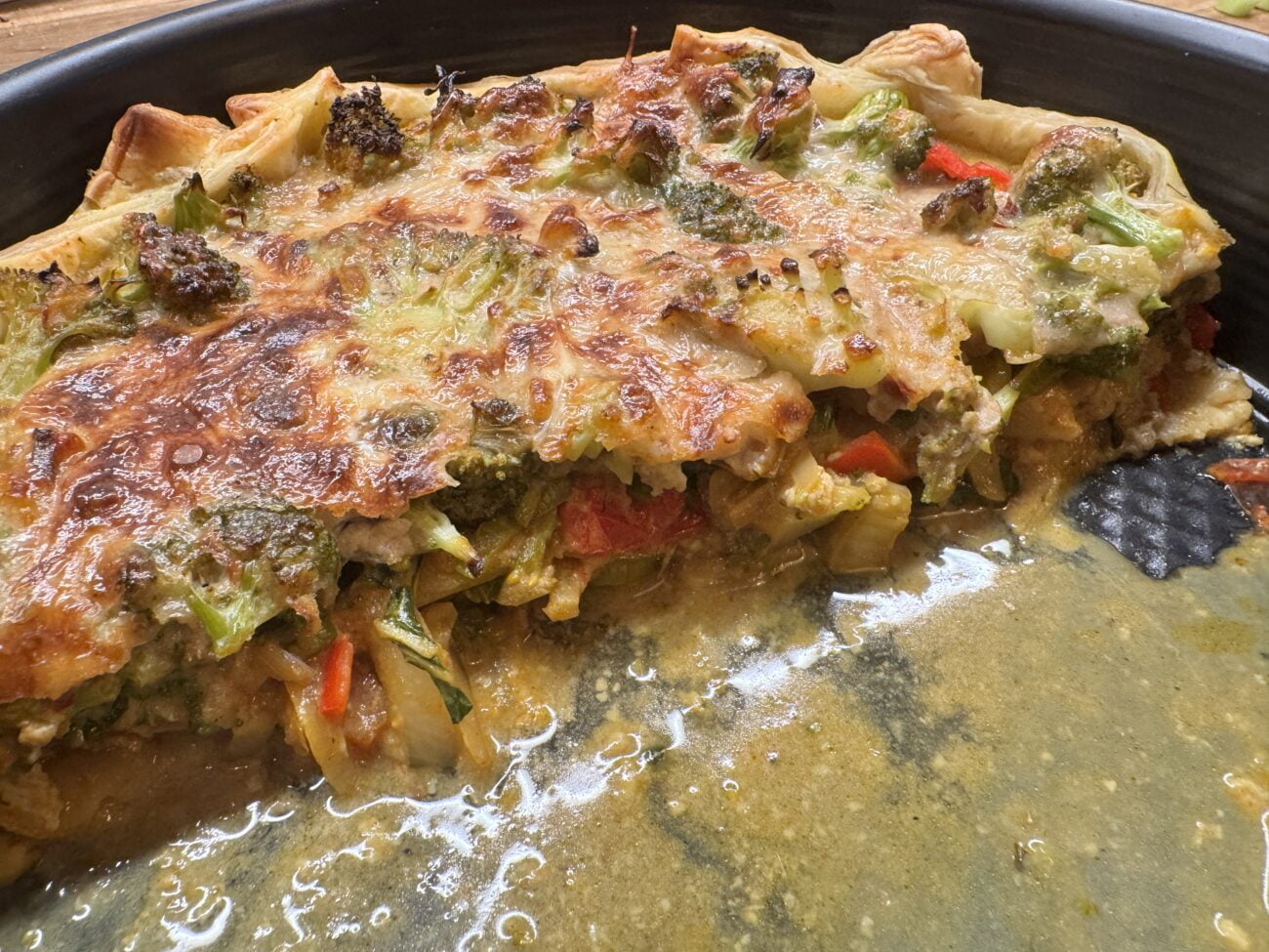 Vegetarische hartige curry quiche